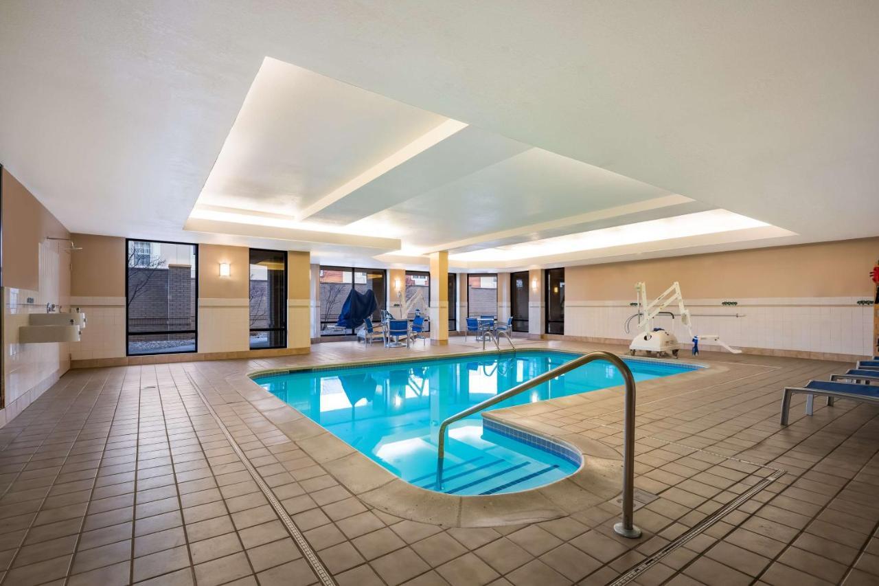 Sonesta Select Detroit Novi Exterior foto
